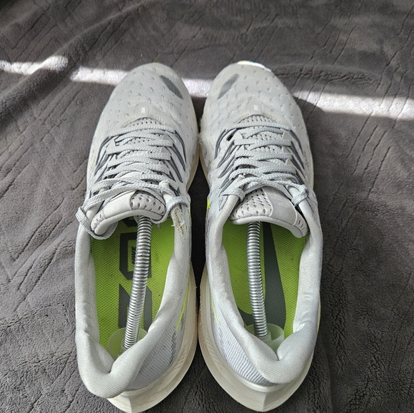 Nike Mens Air Zoom Vomero 14 Running Shoes Grey White Volt Size 12 AH7857 009. - Picture 5 of 11